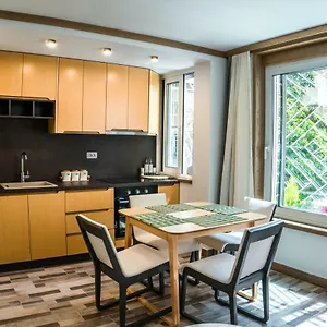 venere-tirana-suite-1001.hotels-in-tirana.com/